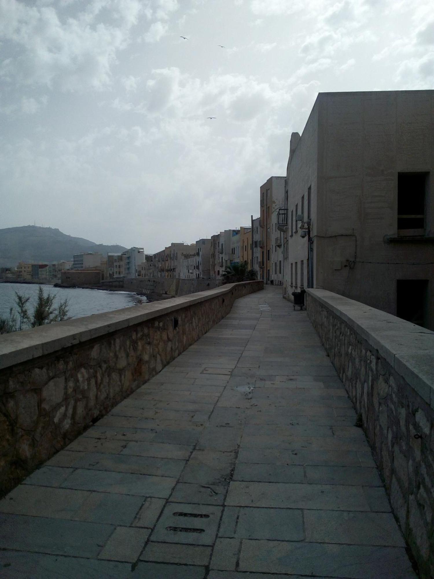 Appartamento Tra Mare E Storia Trapani Exterior foto